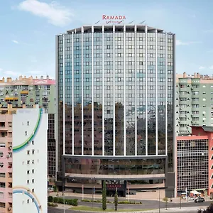 라마다 바이 윈덤 호텔
